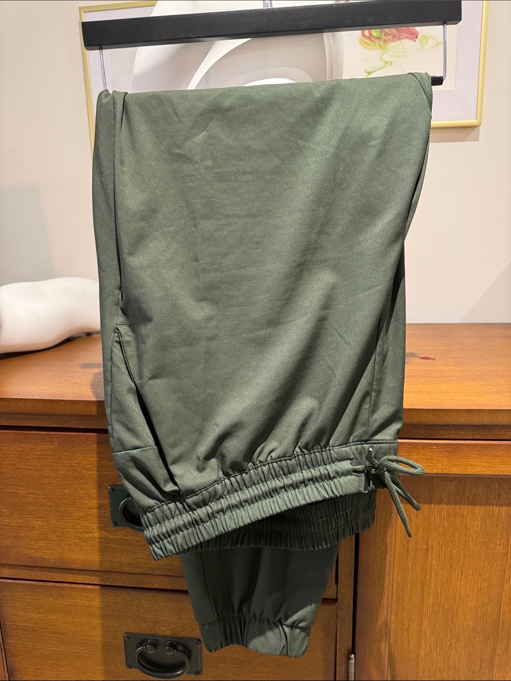 Men's Olive Green Sheen Elastic-Waist Jogger Pants